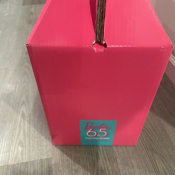 Stanley Barbie Collection- Full set in box - Picture 7 of 8